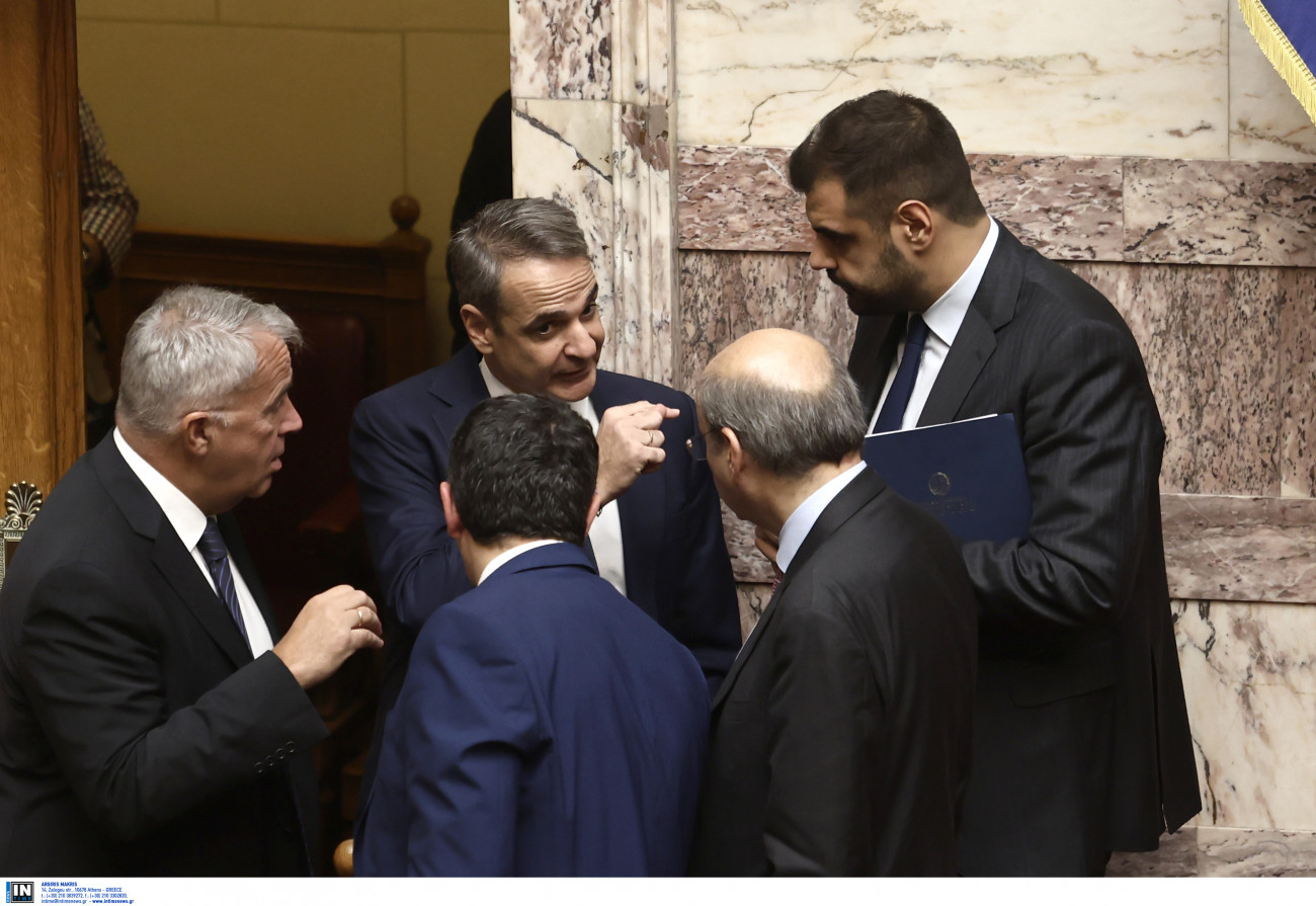 Κυβέρνηση: Η στήριξη από τους ανεξάρτητους βουλευτές στον προϋπολογισμό και η πιθανή επιστροφή του Αυγενάκη