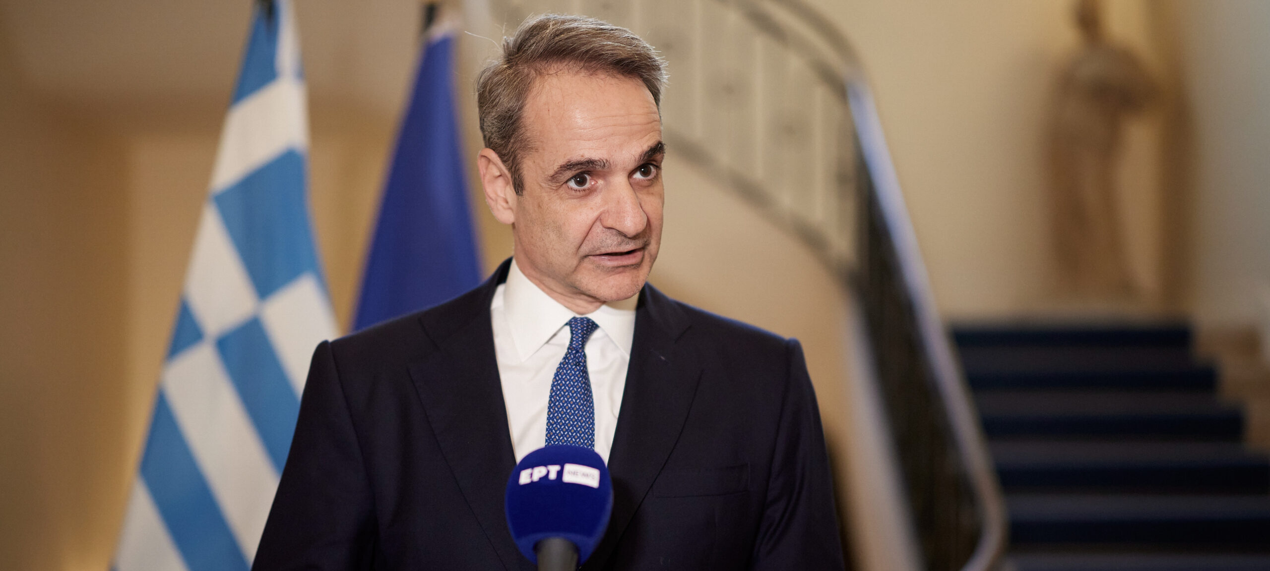Τέλος η ανάπαυλα για Μητσοτάκη: Επισκέψεις σε υπουργεία, νέα στρατηγική – Εργαζόμενοι και ελεύθεροι επαγγελματίες στα υπόψιν του