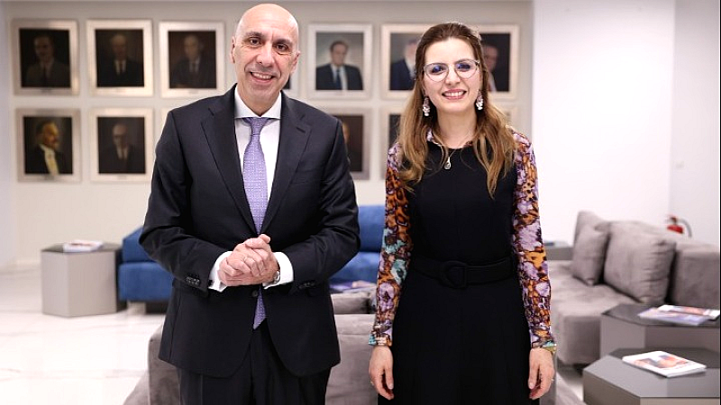 Ενίσχυση των επιχειρηματικών σχέσεων Ελλάδας – Αλγερίας μέσα από τη συνάντηση του προέδρου του ΕΒΕΑ με την πρέσβη