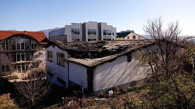 Συνελήφθη ο δήμαρχος Κότσανι εν μέσω θλίψης και διαμαρτυριών