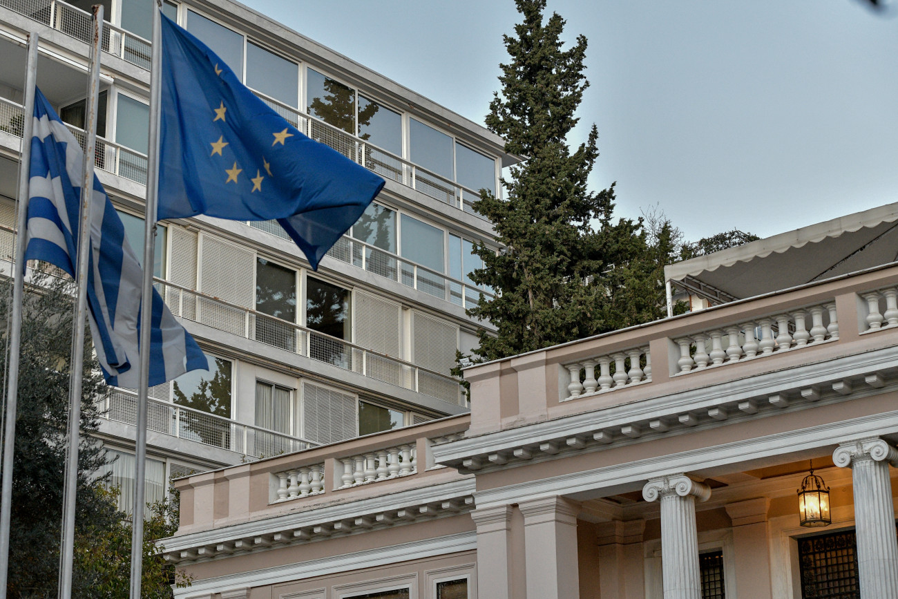 Ανασχηματισμός: Όλες οι αλλαγές στο κυβερνητικό σχήμα