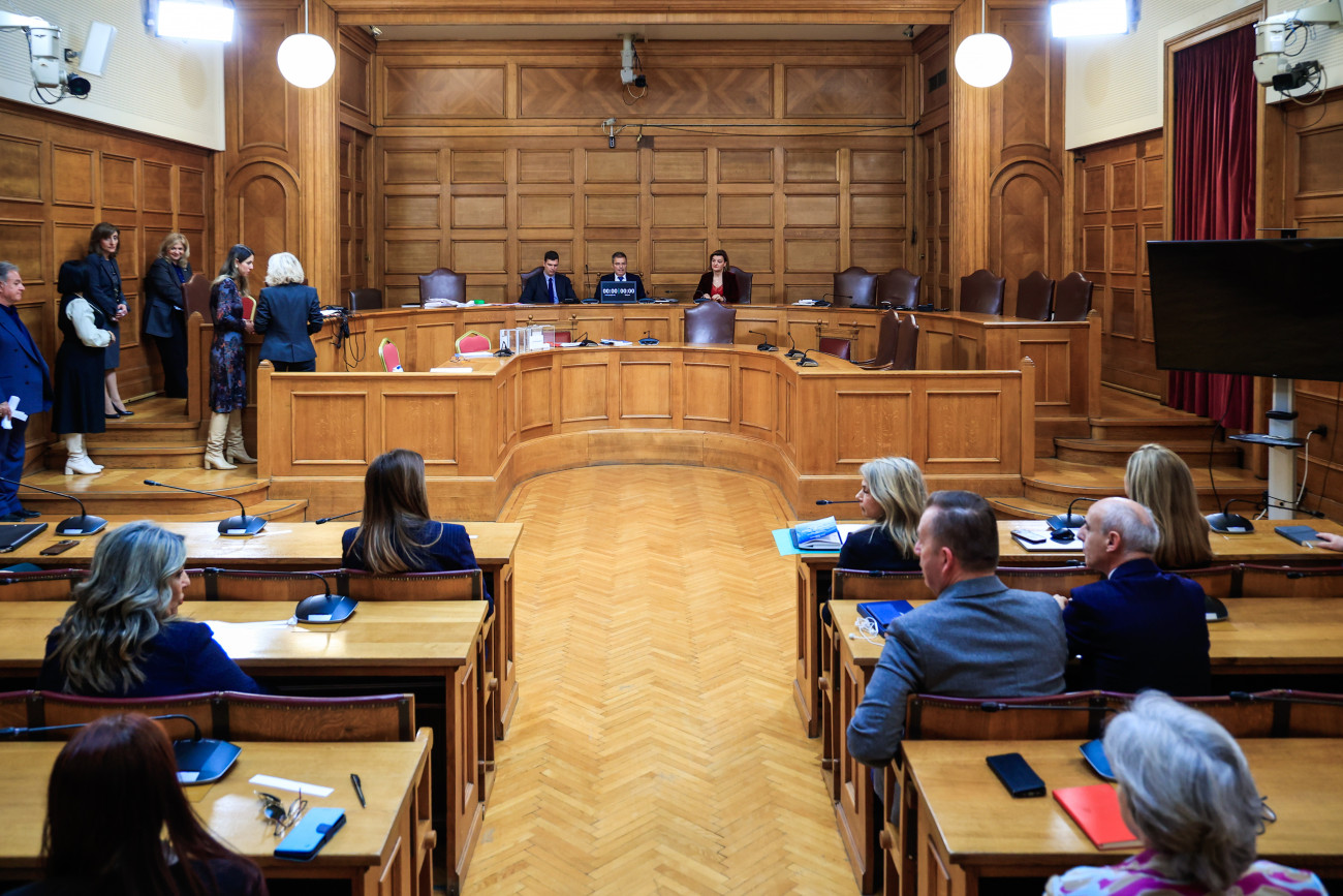 Βουλή: Ξεκίνησε η προανακριτική επιτροπή για τον Χρήστο Τριαντόπουλο