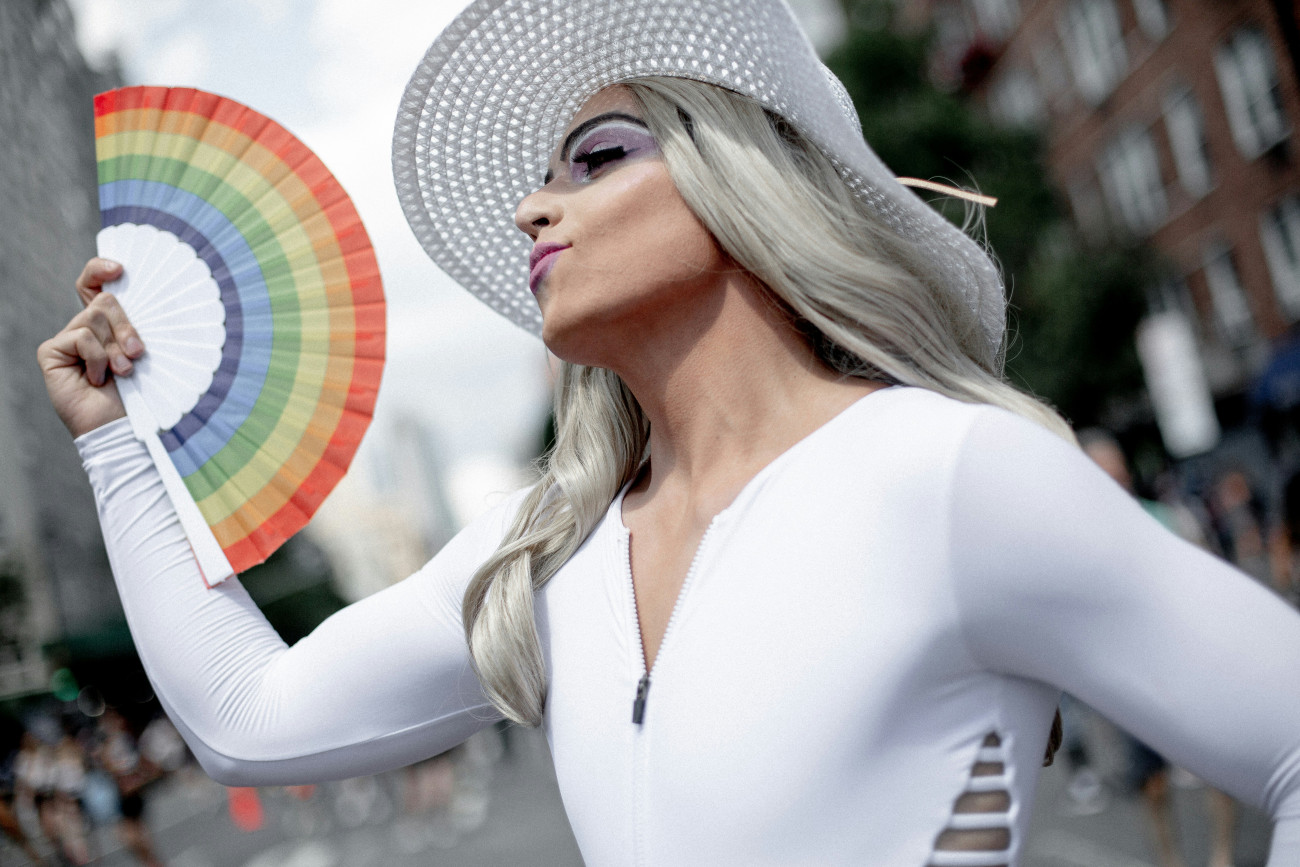 Το φετινό Pride της Νέας Υόρκης καλεί την ΛΟΑΤΚΙ+ κοινότητα σε αντίσταση εν μέσω αυξανόμενης εχθρότητας