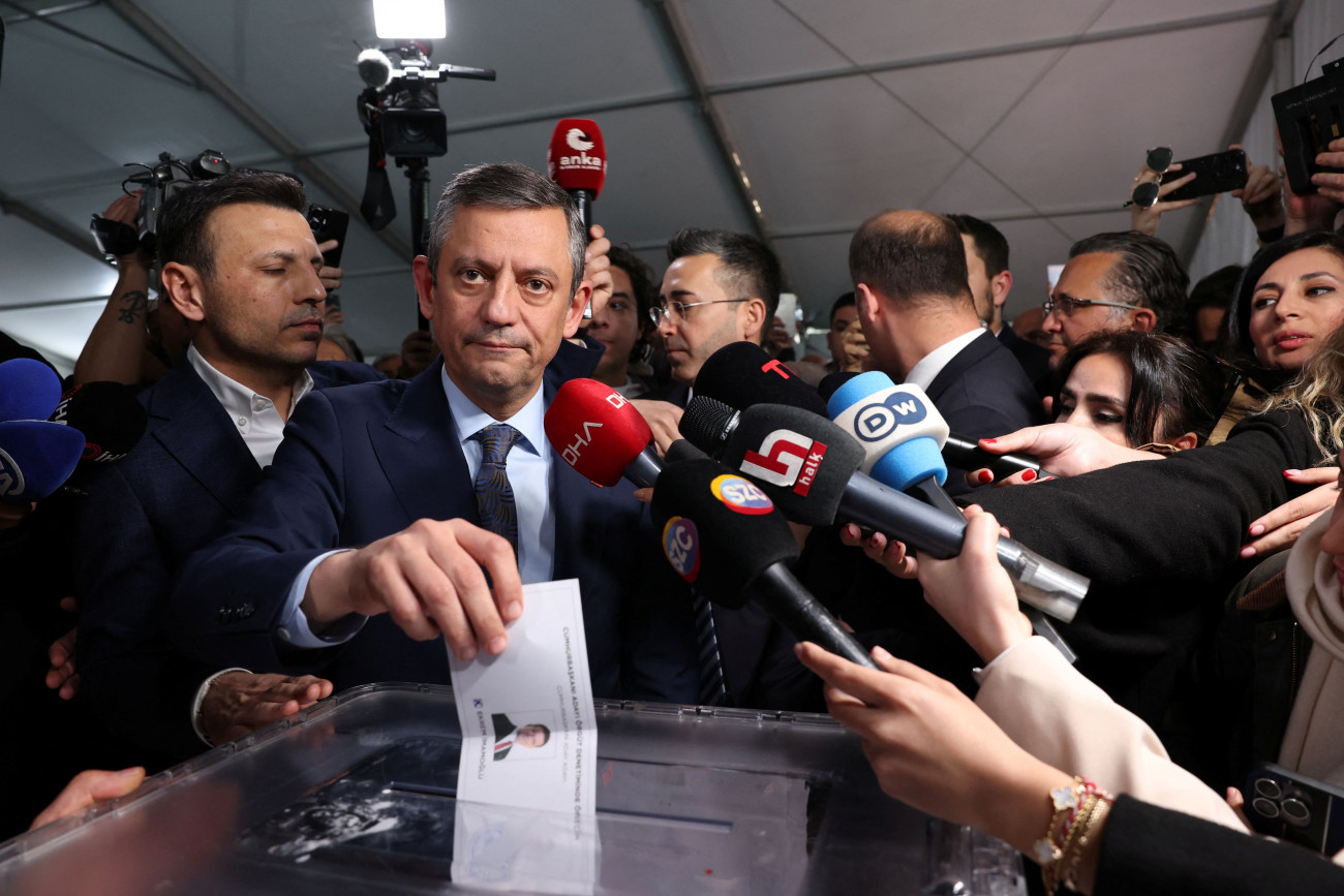 Ιμάμογλου: Ο δρόμος προς τη φυλακή και η προεδρία – Νέες κινητοποιήσεις από το CHP