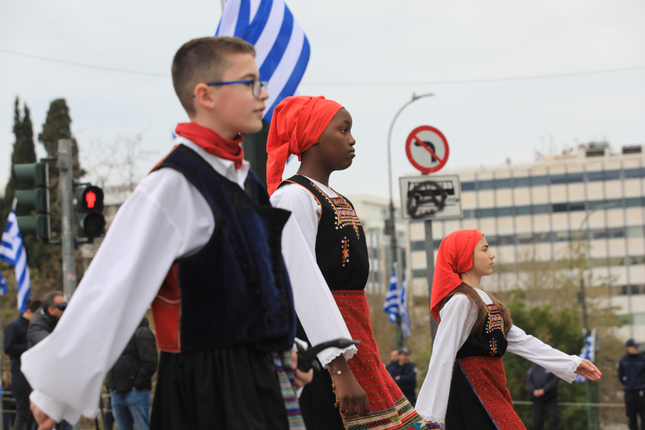 Εκδηλώσεις μνήμης στην Αθήνα: Στιγμές από την παρέλαση