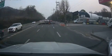 Νότια Κορέα: Μοτοσικλετιστής νεκρός μετά από πτώση σε καταβόθρα στη Σεούλ