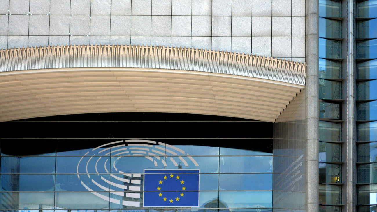 Ποιες είναι οι προτεραιότητες των Ελλήνων για την άμυνα και την ασφάλεια της ΕΕ