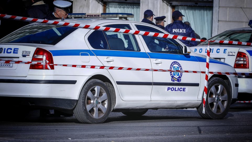 Θρίλερ γύρω από τον θάνατο άστεγου σε εστιατόριο στην Αθήνα – Συνελήφθησαν ο ιδιοκτήτης και δύο εργαζόμενοι