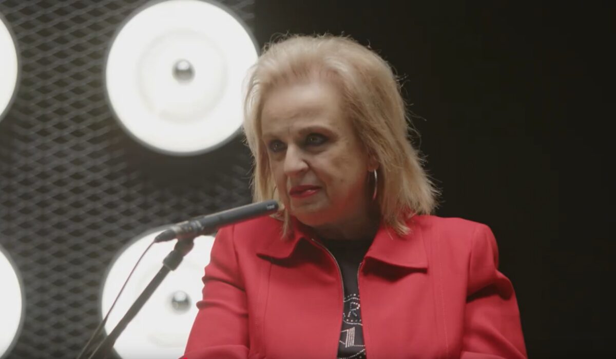 Ματίνα Παγώνη: Οι σχέσεις και η απιστία μέσα από μια σκληρή πραγματικότητα