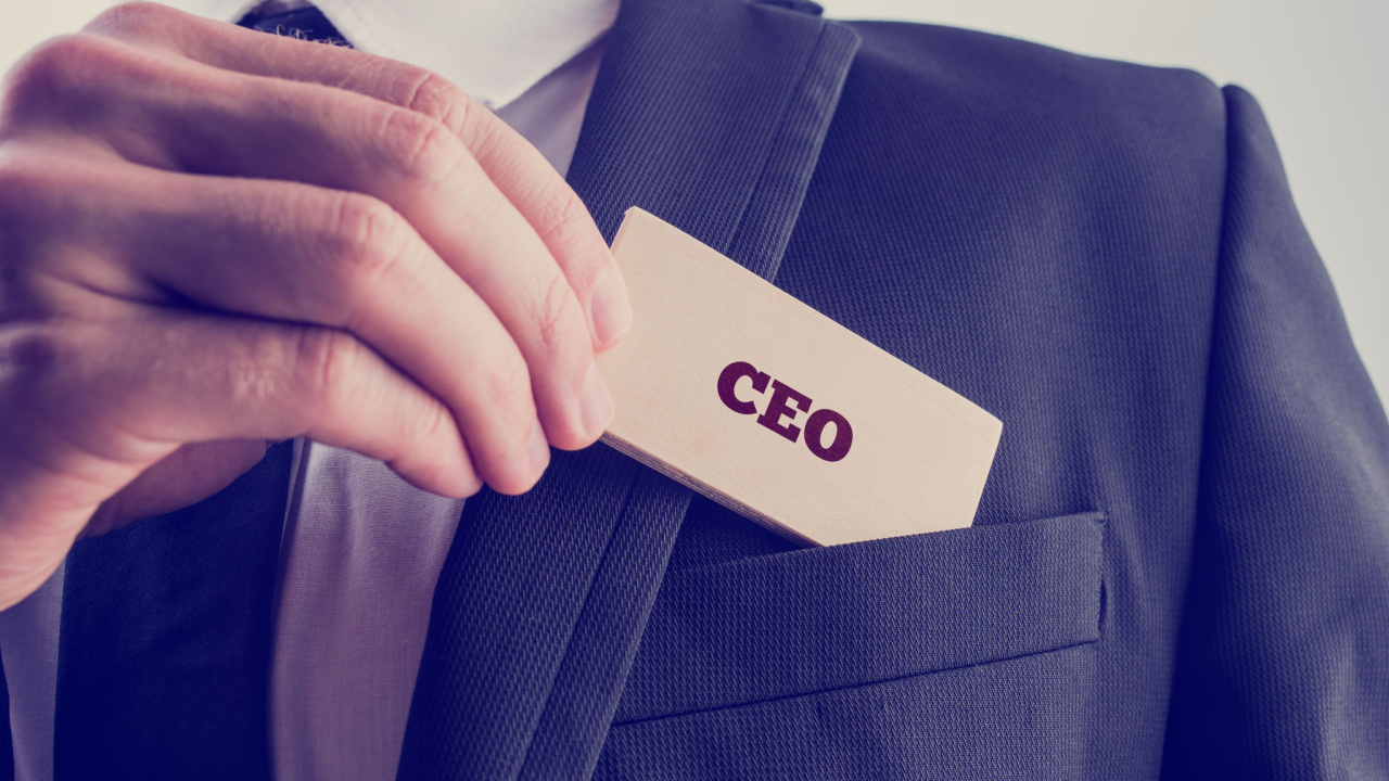 Παναθηναϊκός και ΑΕΚ αναζητούν CEO για την ενίσχυση της διοίκησης