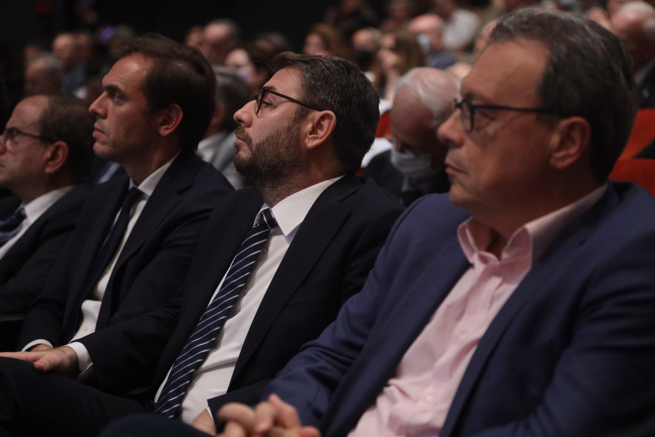 Συνεχιζόμενη αντιπαράθεση μεταξύ Φάμελλου και Ανδρουλάκη – Ανοιχτές οδοί συνεργασίας μεταξύ ΣΥΡΙΖΑ και ΠΑΣΟΚ
