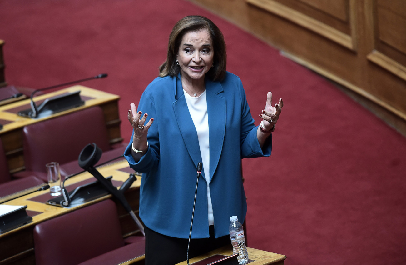 Μπακογιάννη: Ο Κώστας Αχ. Καραμανλής πρέπει να παραπεμφθεί στον φυσικό δικαστή σύμφωνα με το Σύνταγμα