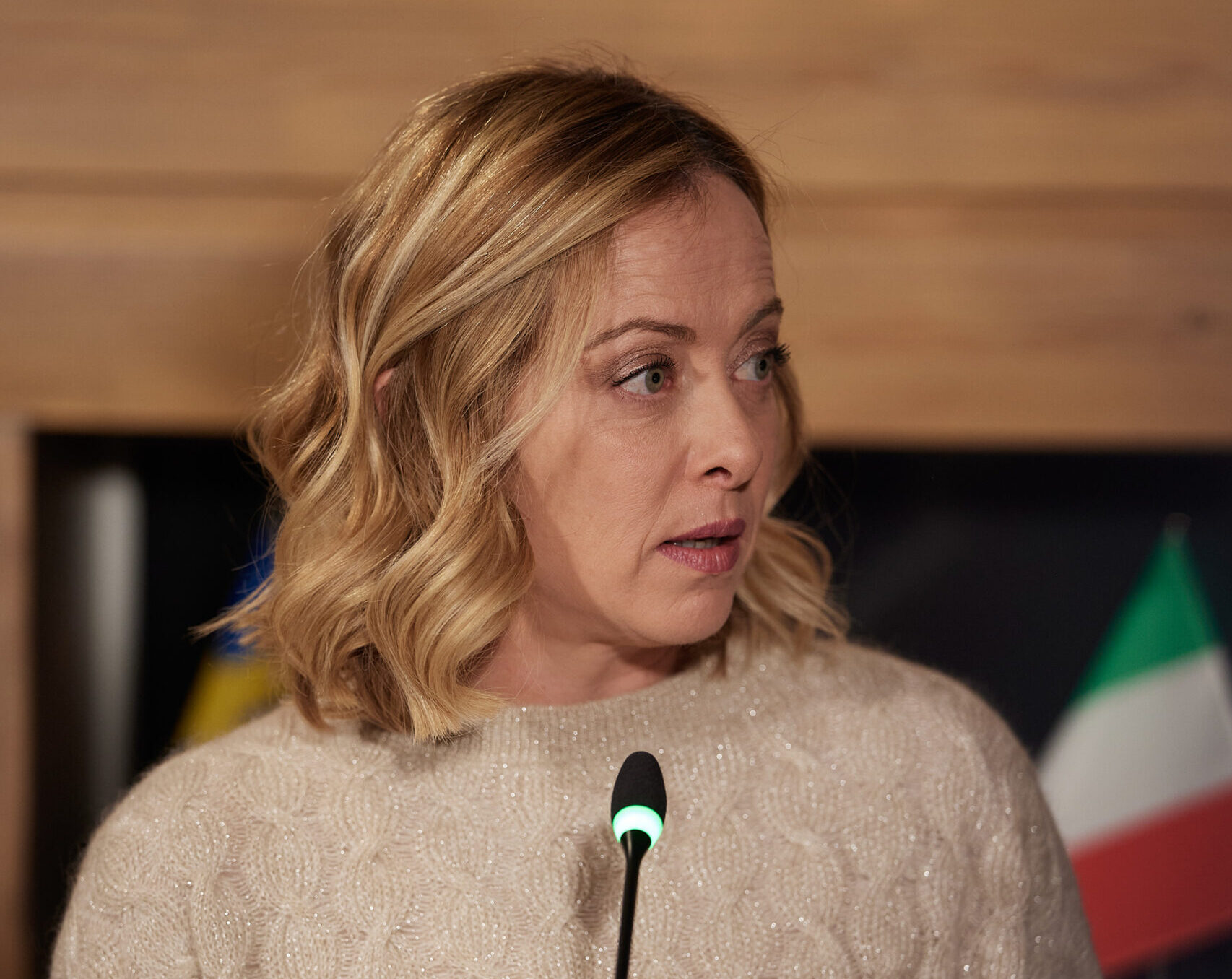 Η Μελόνι σε δίλλημα: Αντίσταση ή υποστήριξη στην «απάντηση» της ΕΕ για τους δασμούς του Τραμπ; – Η στάση Ελλάδας