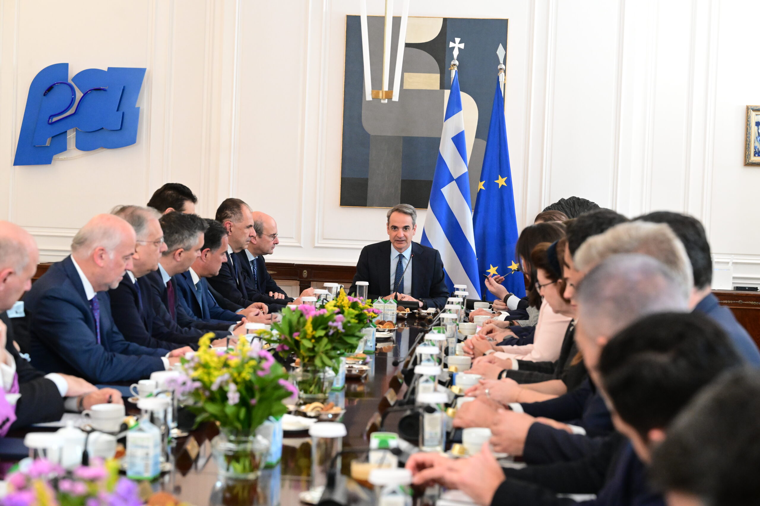Η συνεδρίαση του μεγάλου ξεκαθαρίσματος…