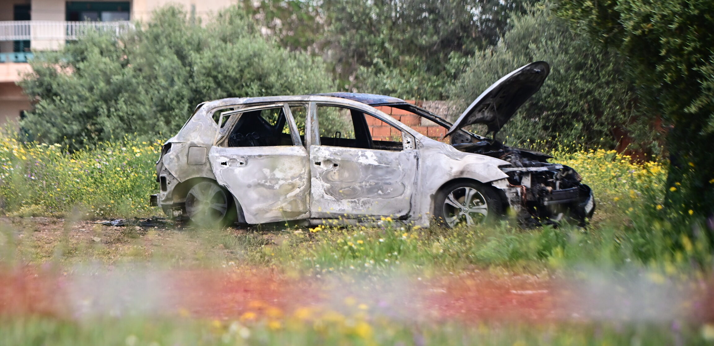 Μαφιόζικη δολοφονία στο Χαλάνδρι: Με καλάσνικοφ τελείωσαν τον «θαμνάκια» της Greek Mafia