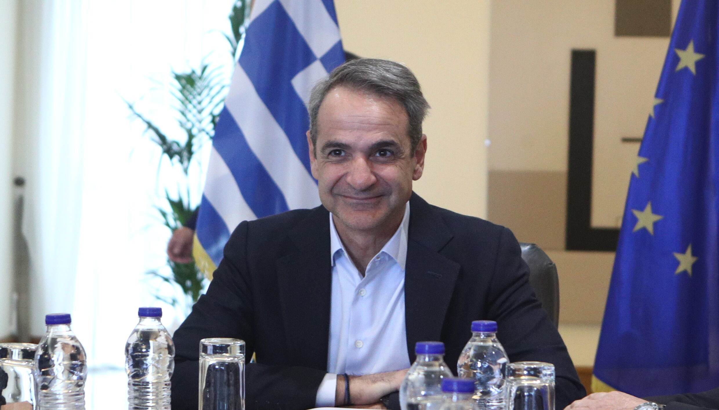 Γιατί ο Μητσοτάκης επιμένει για κάλπη το 2027 και ξορκίζει τις πρόωρες εκλογές