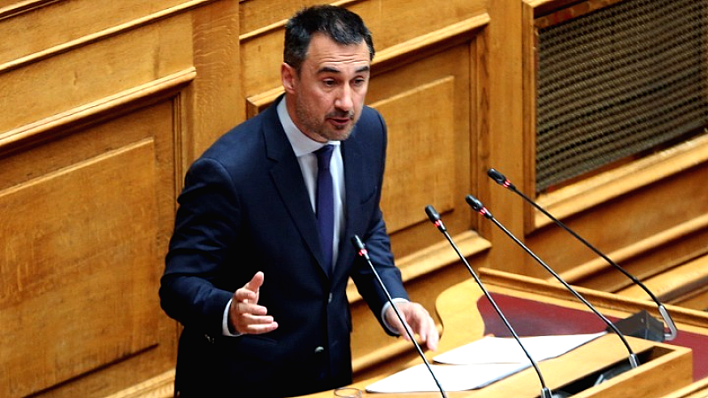 Αλέξης Χαρίτσης: Στρατηγικές μεθοδεύσεις της ΝΔ για την απαλλαγή Τριαντόπουλου και Καραμανλή