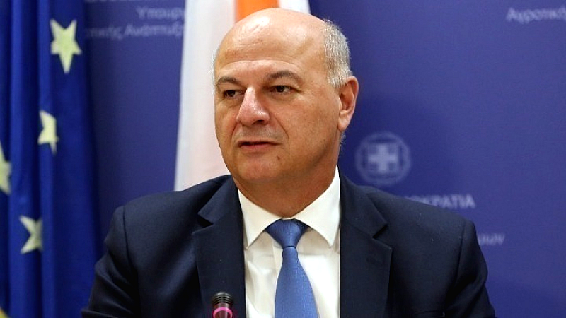 Αυτοψία από τον Κώστα Τσιάρα στις πληγείσες καλλιέργειες του Παλαμά Καρδίτσας