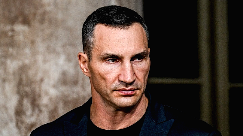 Η Ουκρανία εξετάζει την παραχώρηση εδαφών στην Ρωσία για την ειρηνική επίλυση της κρίσης, δηλώνει ο Βιτάλι Κλίτσκο