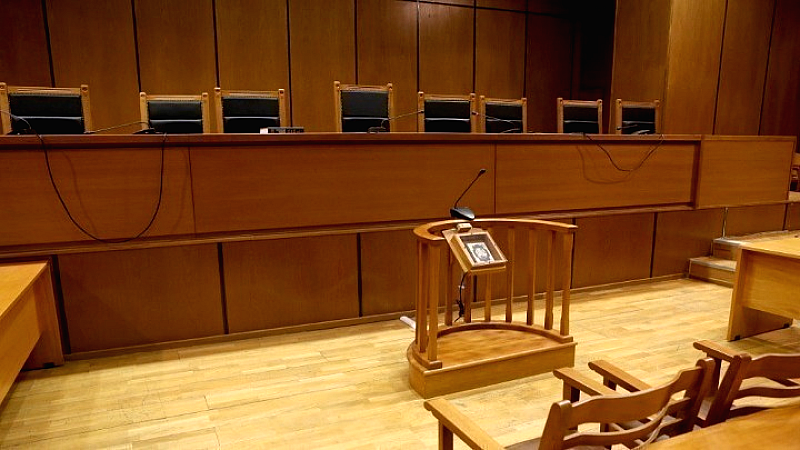 Δίκη Π. Φιλιππίδη: «Στηρίζω τον άντρα μου, δεν είναι βιαστής», δήλωσε η Ελπίδα Νίνου