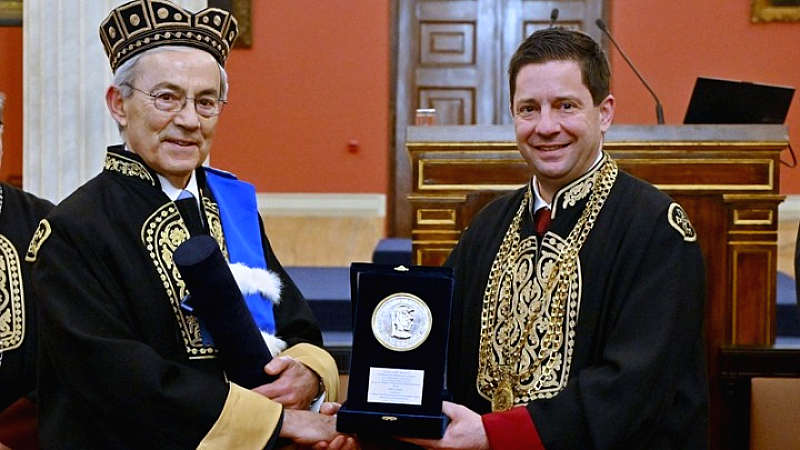 Ο Χριστόφορος Πισσαρίδης αναγορεύθηκε επίτιμος διδάκτορας του ΕΚΠΑ