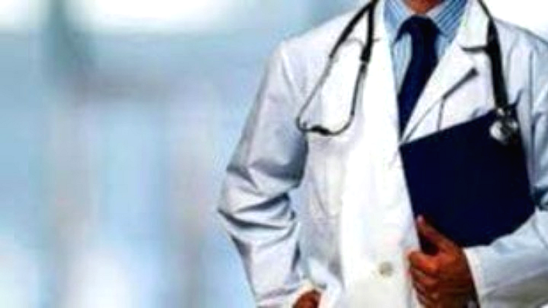 Εργαστηριακοί γιατροί: Υπογραμμίζουν την ανάγκη για διαφάνεια στη χρηματοδότηση της δημόσιας υγείας