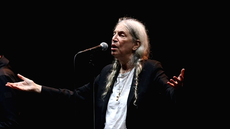Διαμαρτυρία για την προστασία του Elizabeth Street Garden με τη συμμετοχή της Πάτι Σμιθ