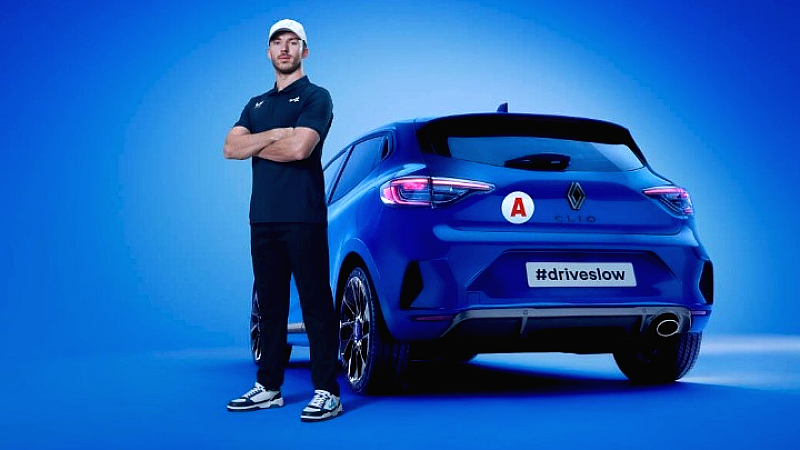 Η Renault προωθεί την ασφάλεια των νέων οδηγών με καινοτόμες πρωτοβουλίες