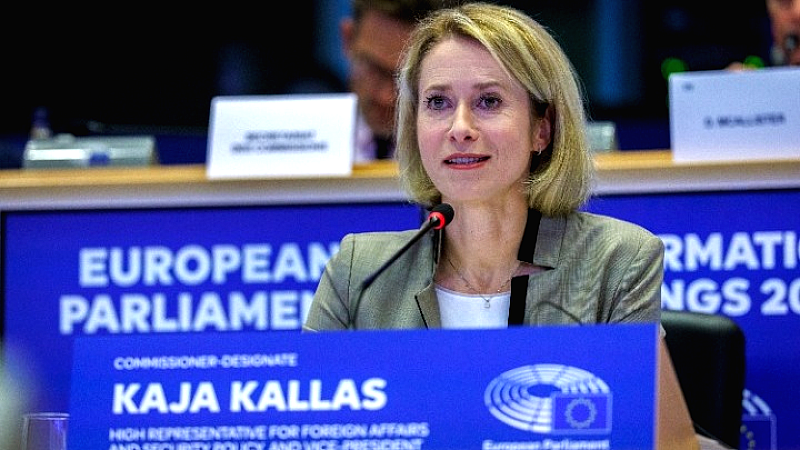 Η ΕΕ προετοιμάζει εναλλακτικό σχέδιο για τις κυρώσεις κατά της Ρωσίας αν ο Τραμπ αποσύρει τη στήριξή του στην Ουκρανία