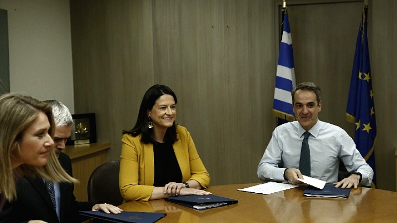 Στηρίξτε το διαθέσιμο εισόδημα των πολιτών: Ο Κυριάκος Μητσοτάκης ανακοινώνει νέες αυξήσεις στον κατώτατο μισθό