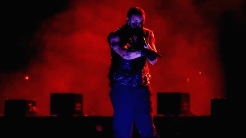 Ο Drake ξεπέρασε τους Beatles στο Billboard 200, καθορίζοντας τη μουσική σκηνή