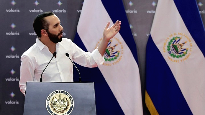 Πρόσκληση Μπουκέλε στον Λευκό Οίκο από τον Ντόναλντ Τραμπ για επίσκεψη στις 14 Απριλίου