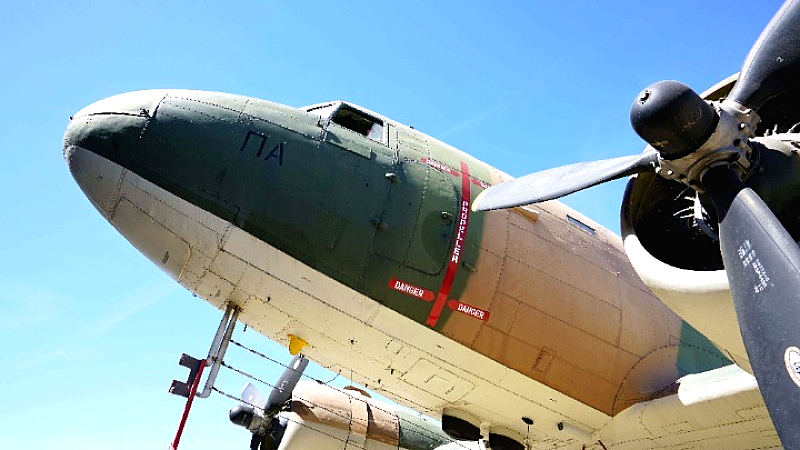 Αναχώρηση της θρυλικής C-47A Dakota «Ποσειδώνας» από τη Θεσσαλονίκη για πλήρη ανακατασκευή το επόμενο έτος