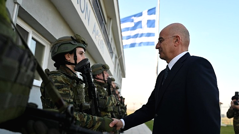 Στον Έβρο ο Ν. Δένδιας: Επίσκεψη σε φυλάκιο και συμμετοχή στην Ακολουθία του Επιτάφιου στην Ορεστιάδα