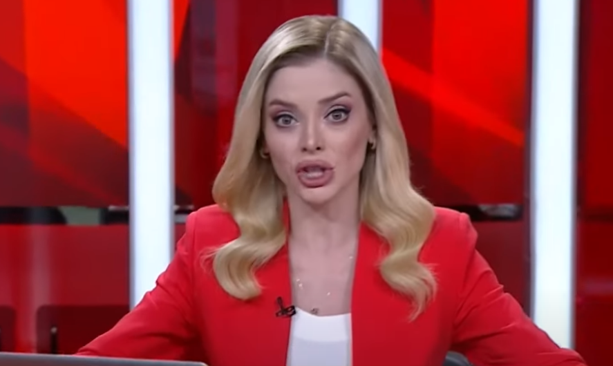 Τουρκία: «Πάγωσε» παρουσιάστρια on air την στιγμή του σεισμού – Στα 6,2 Ρίχτερ υπολογίζεται