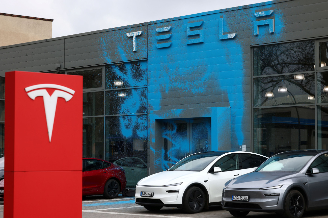 Καναδάς: Αντιπροσωπείες της Tesla αναφέρουν πωλήσεις 8.653 οχημάτων σε τρεις ημέρες