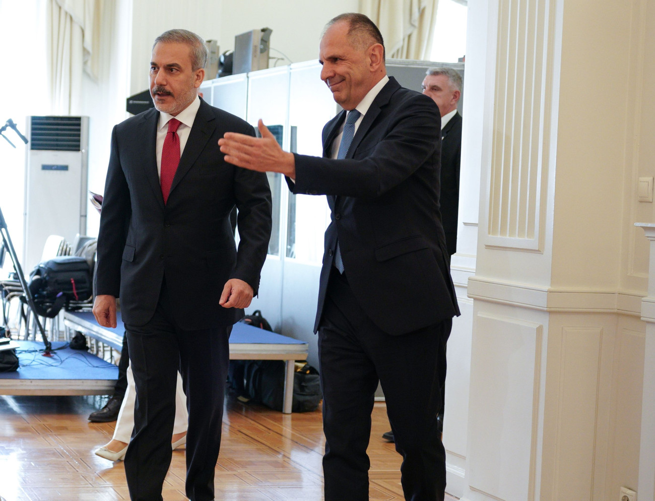Η συνάντηση Γεραπετρίτη-Φιντάν υπό το πρίσμα της κρίσης που προκαλεί η φυλάκιση του Ιμάμογλου