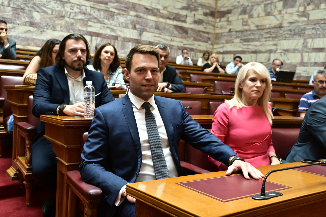 Ο καταιγιστικός έλεγχος του Κασσελάκη κατά του Σπίρτζη και οι παλαιές αναφορές της Τζάκρη