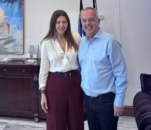 Η κυβέρνηση και η συνεργασία με την αυτοδιοίκηση στα εκπαιδευτικά θέματα