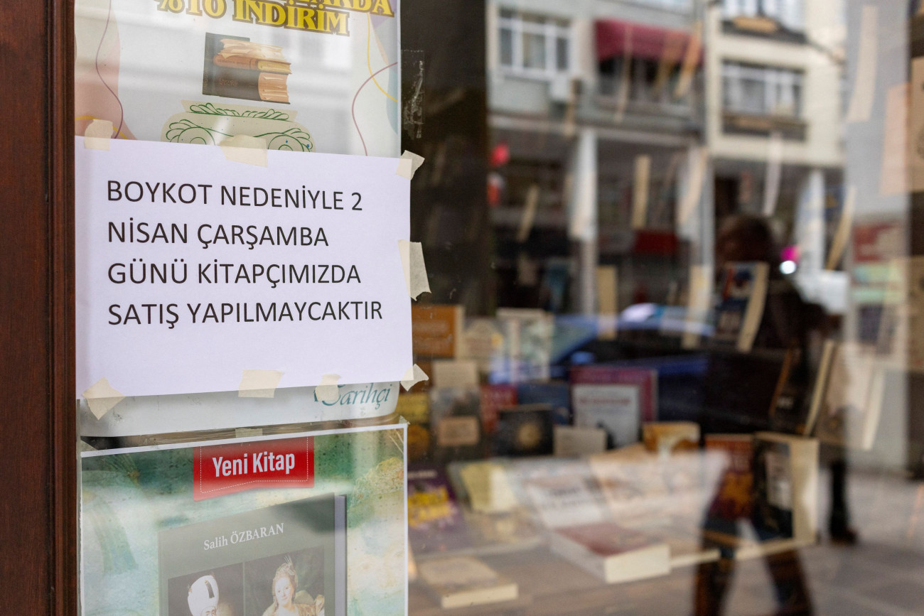 Τουρκία: Έντεκα συλλήψεις λόγω μποϊκοτάζ σε αντίκτυπο της φυλάκισης του Ιμάμογλου