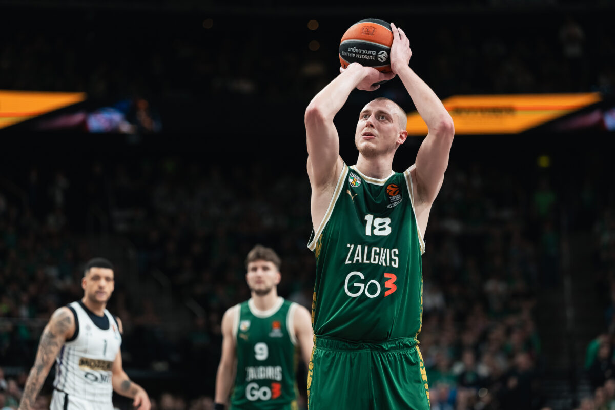 Ζαλγκίρις – Παρτιζάν 70-66: Καθοριστικός ο Σμάιλαγκιτς απέκλεισε την πρώην ομάδα του