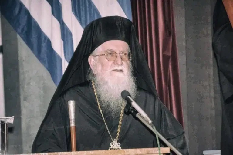 Απεβίωσε ο μητροπολίτης τέως Κόνιτσας Ανδρέας