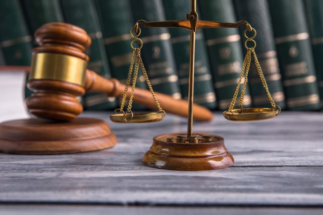 Ερωτήματα σχετικά με τη λειτουργία των θεσμών