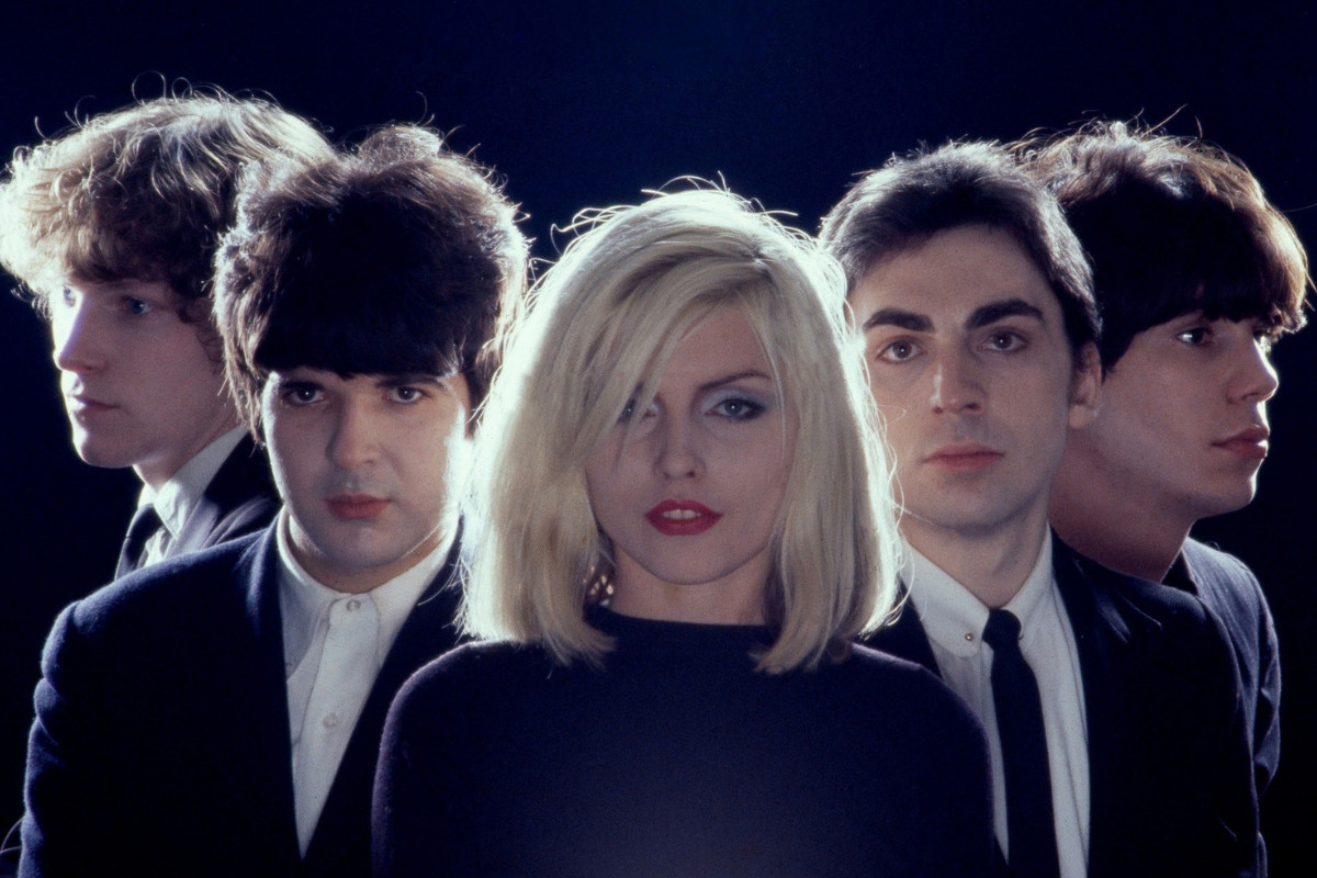 Blondie: Ο θάνατος του ντράμερ Κλεμ Μπερκ βυθίζει τη μπάντα σε θλίψη