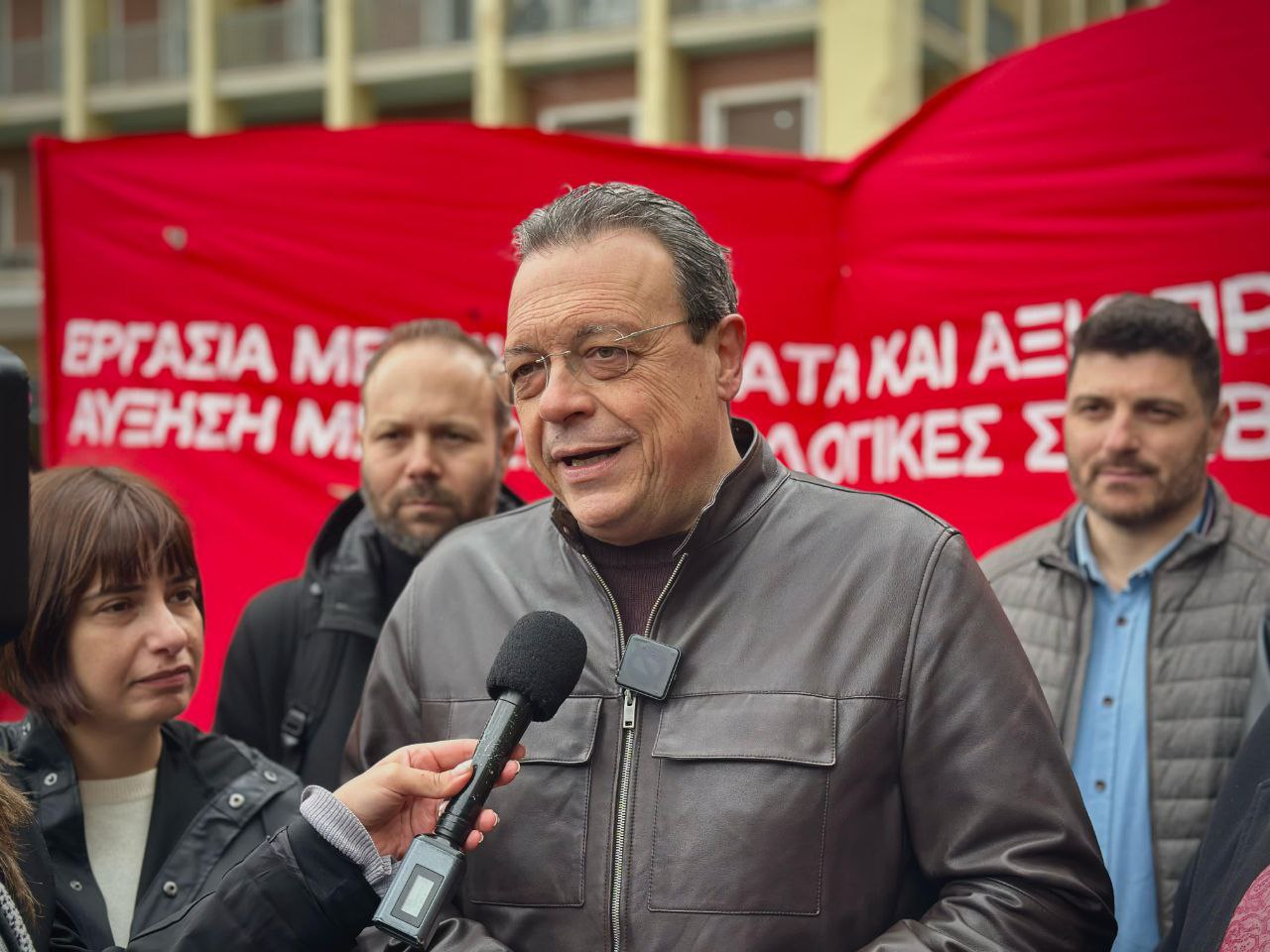 Φάμελλος: Η ακρίβεια και ο πληθωρισμός απειλούν το εισόδημά μας – Αξίζουμε μια διαφορετική Ελλάδα