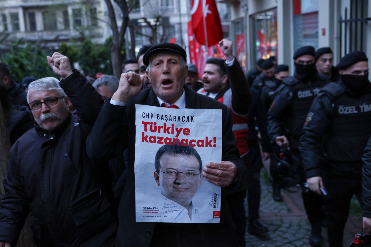 Δικαστική αναβολή για τον Εκρέμ Ιμάμογλου: Νέα ημερομηνία η 16 Ιουνίου