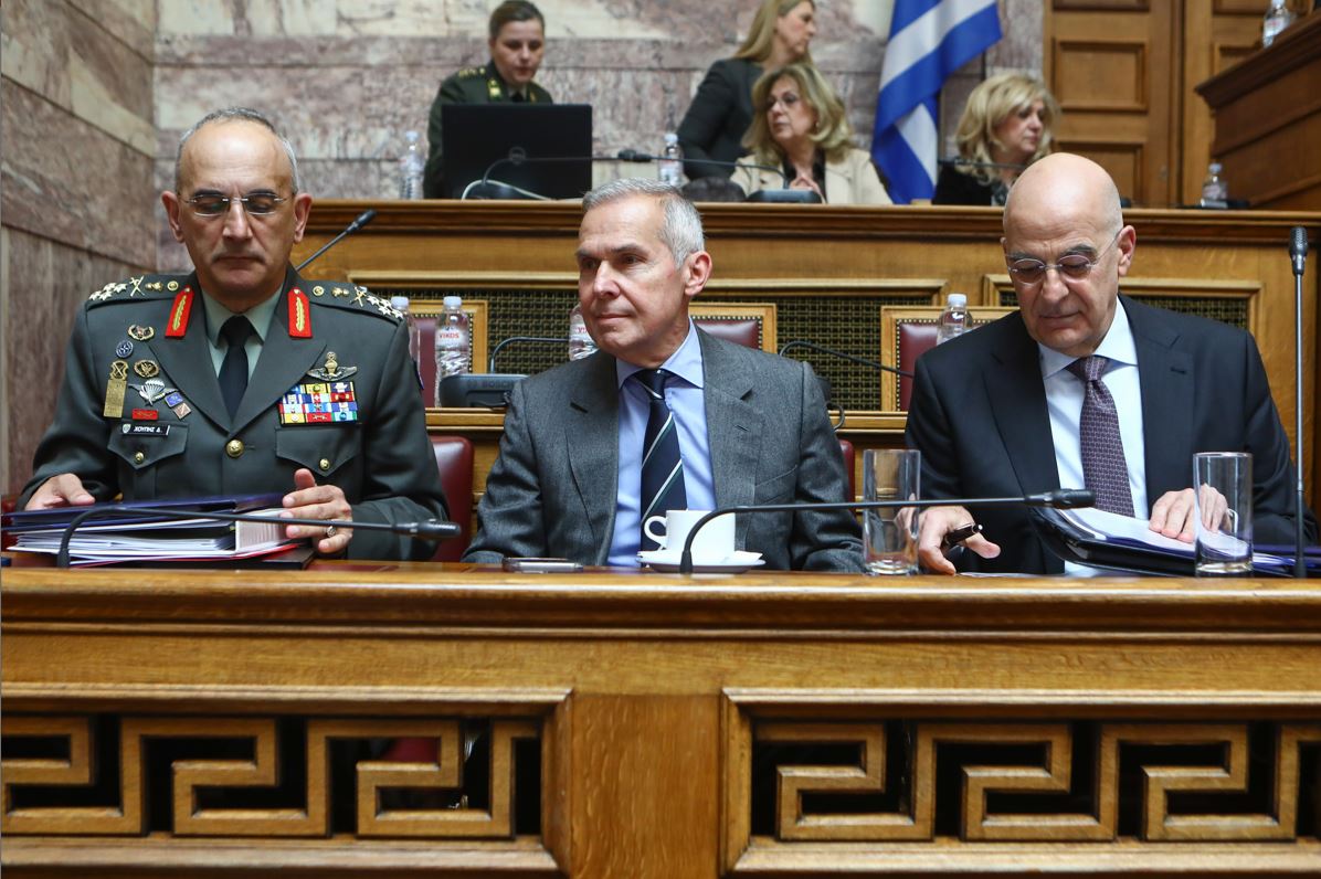 ΠΑΣΟΚ: Αντίθεση στη διαδικασία για εξοπλιστικά προγράμματα δεκάδων δισεκατομμυρίων
