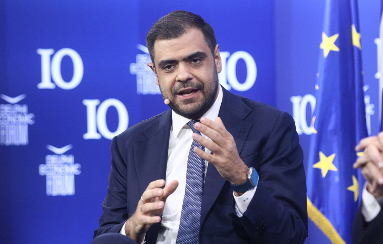 Ο Παύλος Μαρινάκης παραδέχεται τη χρηματοδότηση της γαλάζιας προπαγάνδας από τους Θωμά Βαρβιτσιώτη και Γιάννη Ολύμπιο