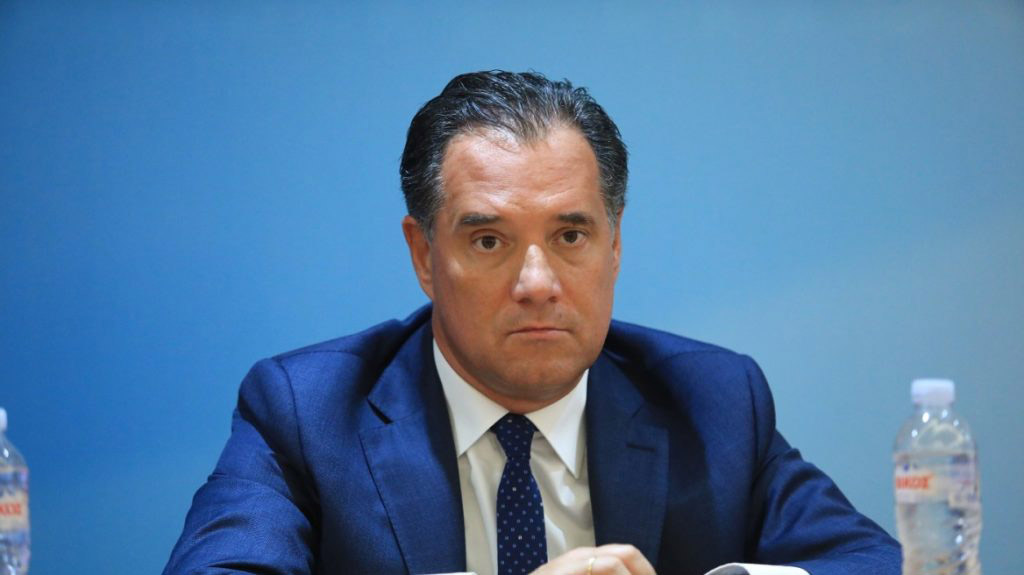 Ο Άδωνις Γεωργιάδης επιβεβαιώνει τη χρηματοδότηση του γαλάζιου μηχανισμού προπαγάνδας από Βαρβιτσιώτη και Ολύμπιο