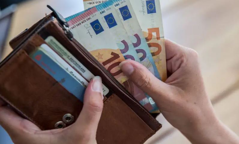 Γερμανία: Σοβαρά υπερχρεωμένα νοικοκυριά πλήττονται από την οικονομική κρίση